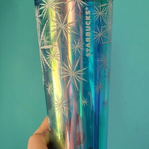 Starbucks blue iridescent snowflake 24 fl oz cup